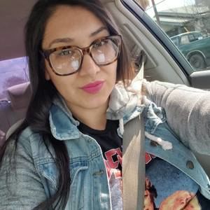 Meet your Posher, Reina